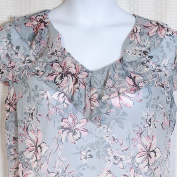 Kut from the Kloth Size L grey/pink ruffle, short sleeve floral pattern lightwei - Picture 2 of 8